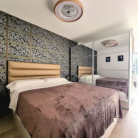 Un Pisito En *