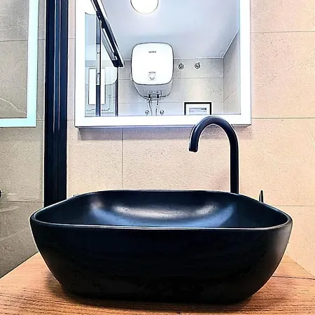 Un Pisito En Appartement *